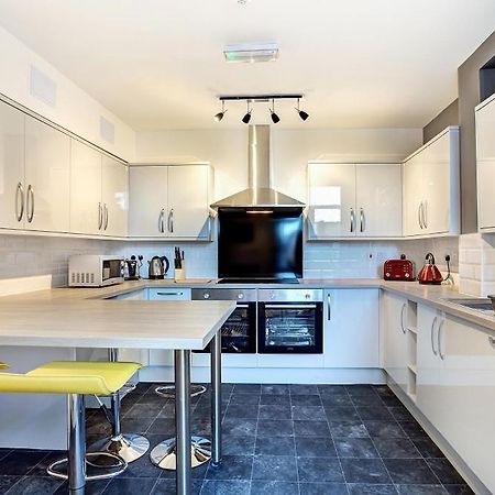 Townhouse Plus @ 166 Edleston Road Крю Екстериор снимка