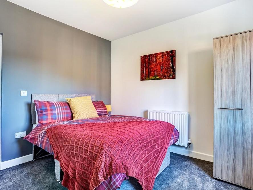 Townhouse Plus @ 166 Edleston Road Крю Екстериор снимка